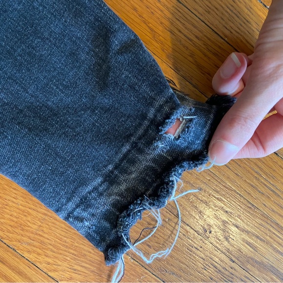 Dark Gray Zara Skinny Jeans with Frayed Hem in Size 6 - Picture 3 of 9